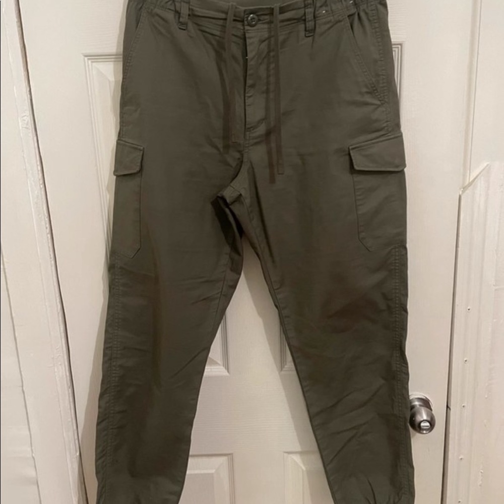 Uniqlo pants